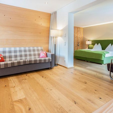Hotel Gasthof Zur Post 圣吉尔根 外观 照片