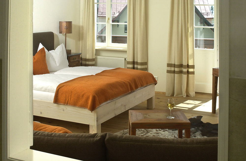 Hotel Gasthof Zur Post 圣吉尔根 外观 照片